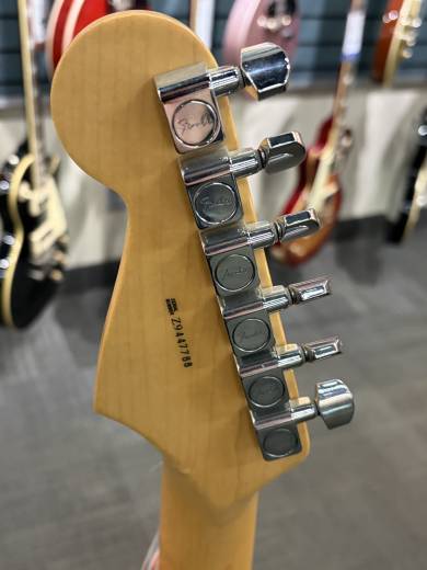 Store Special Product - American Professional II Stratocaster, Maple Fingerboard - 3-Colour Sunburst